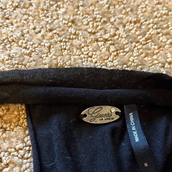 Black Dress - Picture 14 of 14